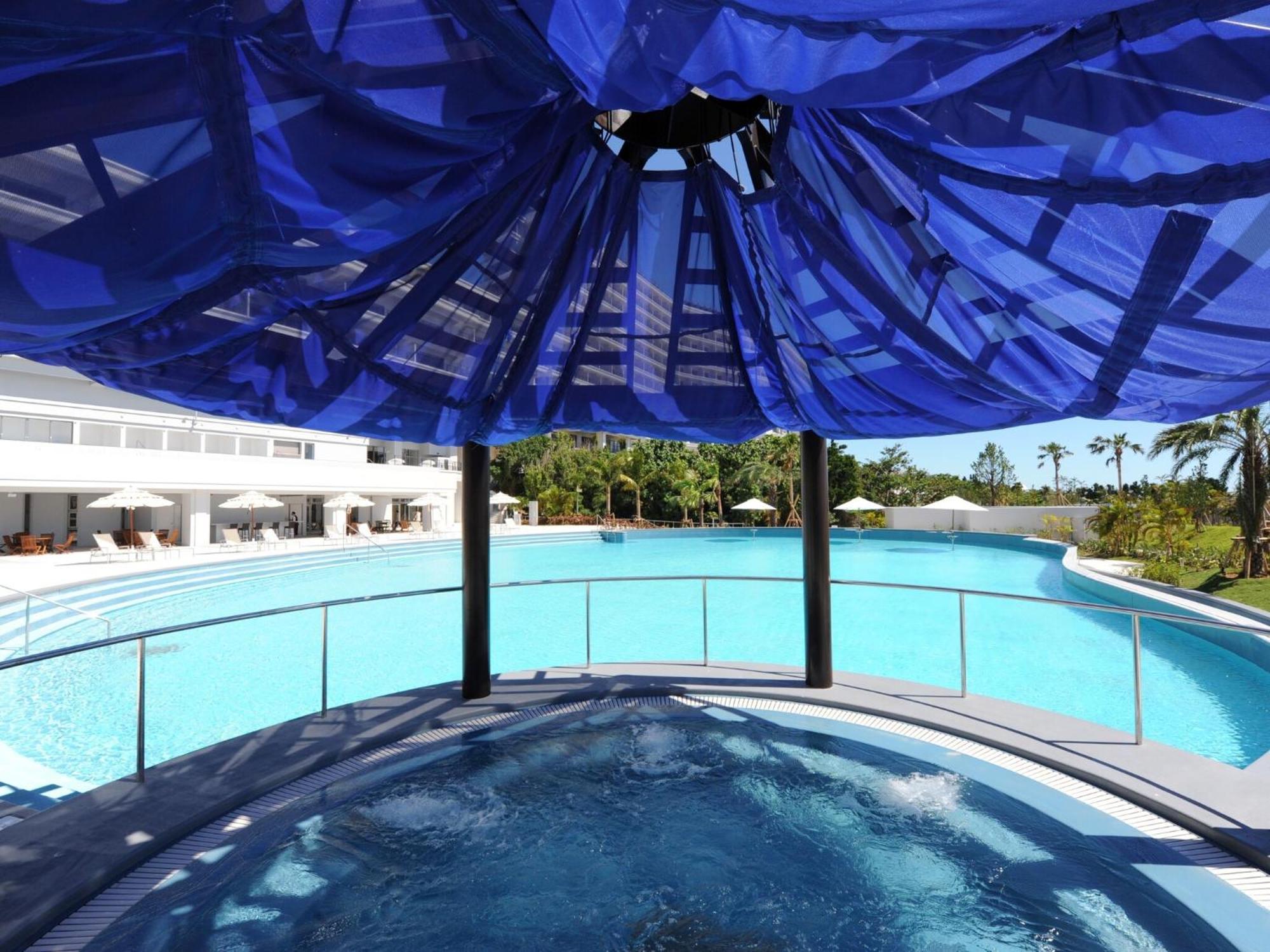 The Orion Hotel Motobu Resort & Spa Екстериор снимка
