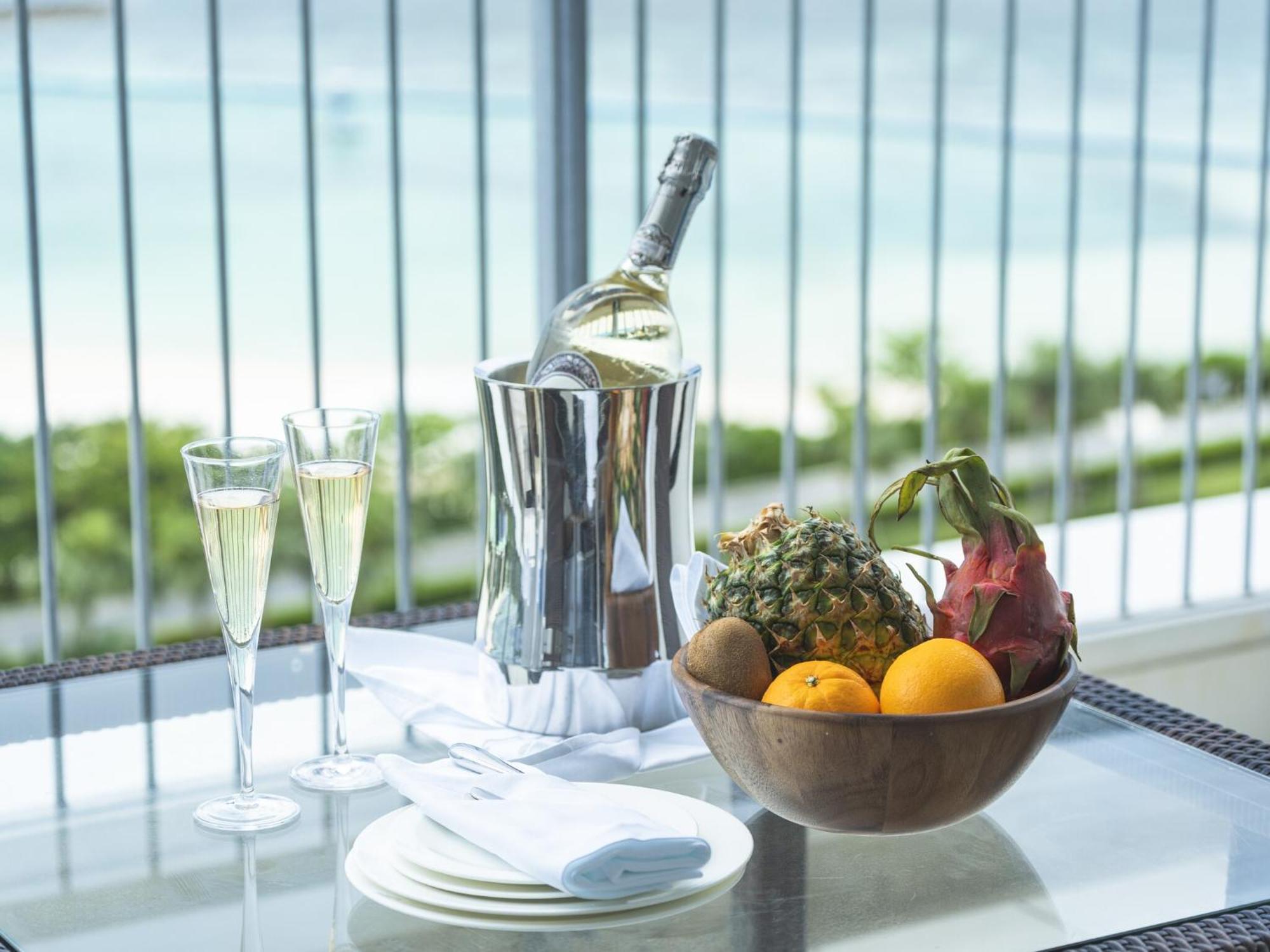 The Orion Hotel Motobu Resort & Spa Екстериор снимка